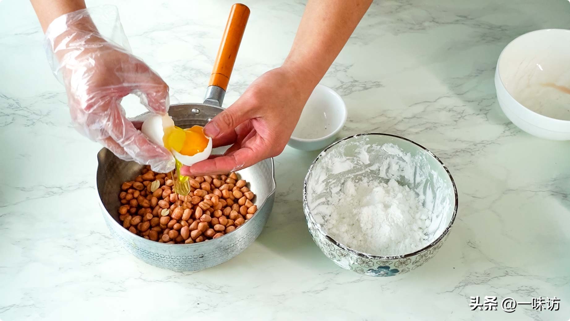 麻辣花生不加鸡蛋空气炸锅做法,空气炸锅虎皮花生做法