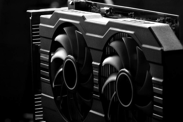 台式电脑显示屏不工作怎么解决,电脑显示器亮一下就黑屏怎么回事