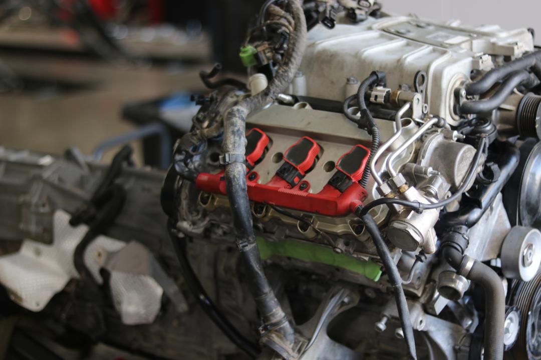 老款奥迪q74.2报废,奥迪q7新能源报废车