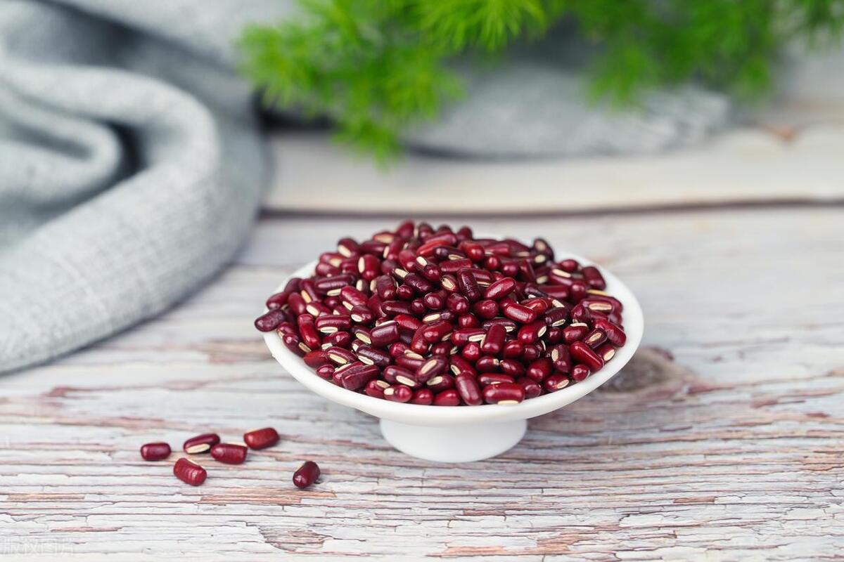 赤小豆清热吗,赤小豆瘦肉汤清热解毒吗