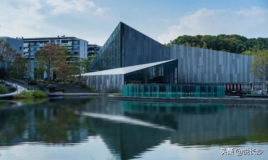 从『万科式』热销，看森林人居的高光热望！