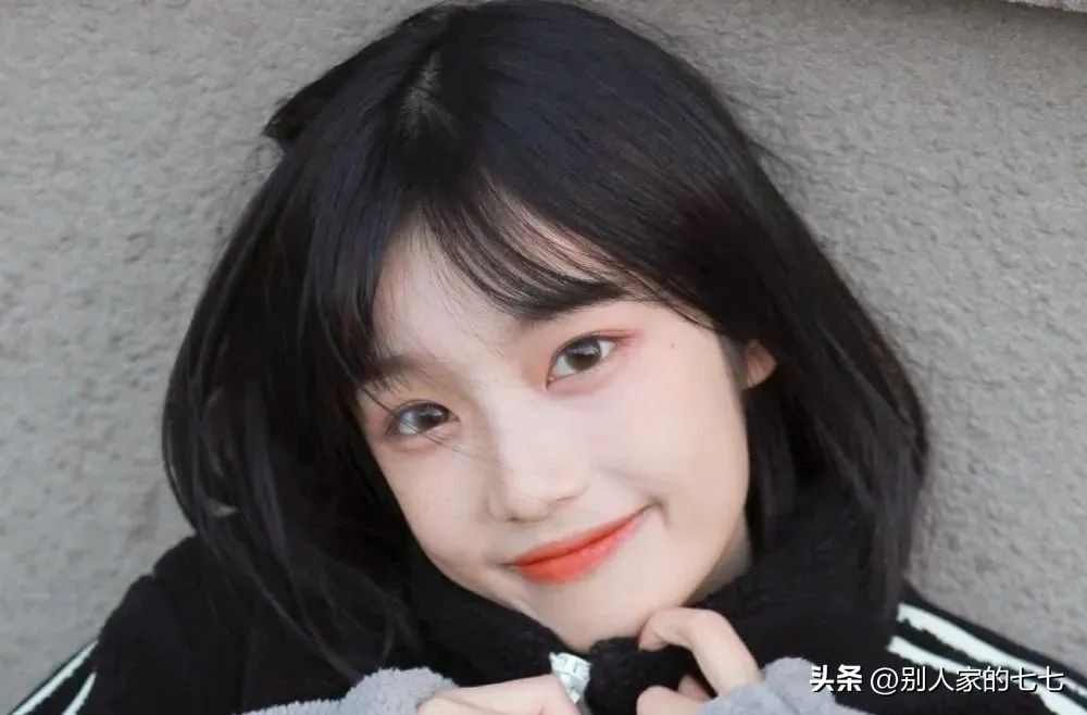 给女人发信息开场白,什么时候发信息给女人最合适