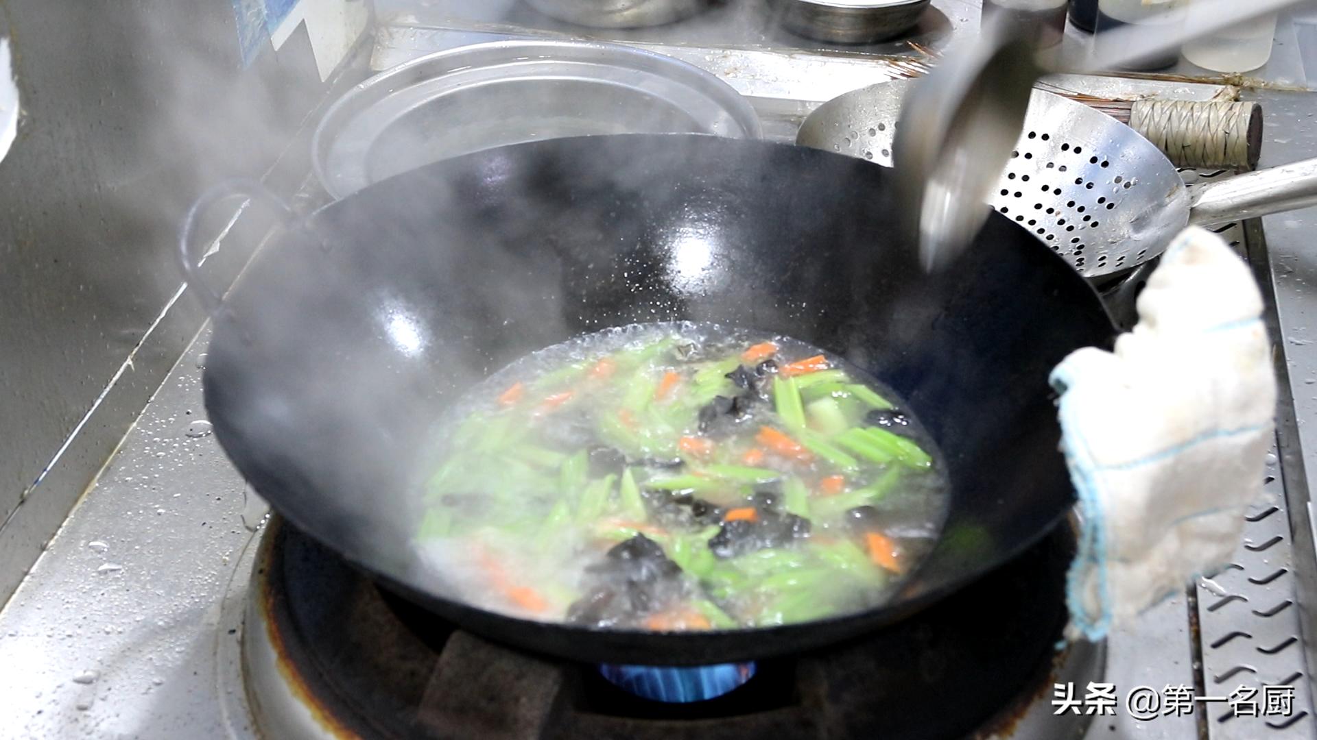 芹菜有什么做法能让孩子吃,芹菜的十种最佳吃法小孩