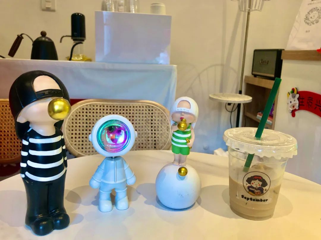 粤城人物：三次搬迁！广州越秀这家甜点店，老板娘1人撑住全部