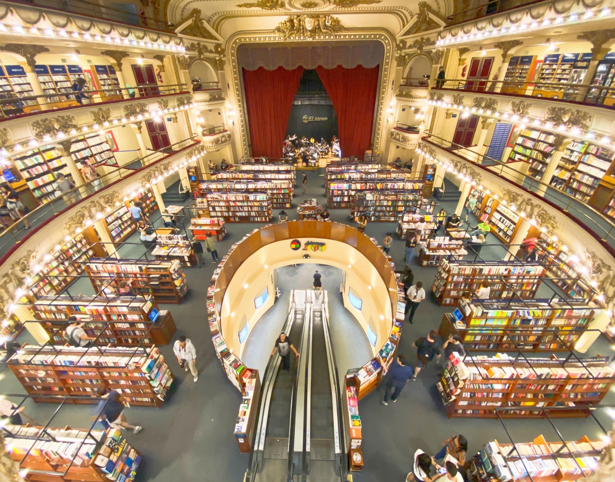 审判革命者——简析1971-1973年阿根廷司法部刑事*压镇**和特别法庭