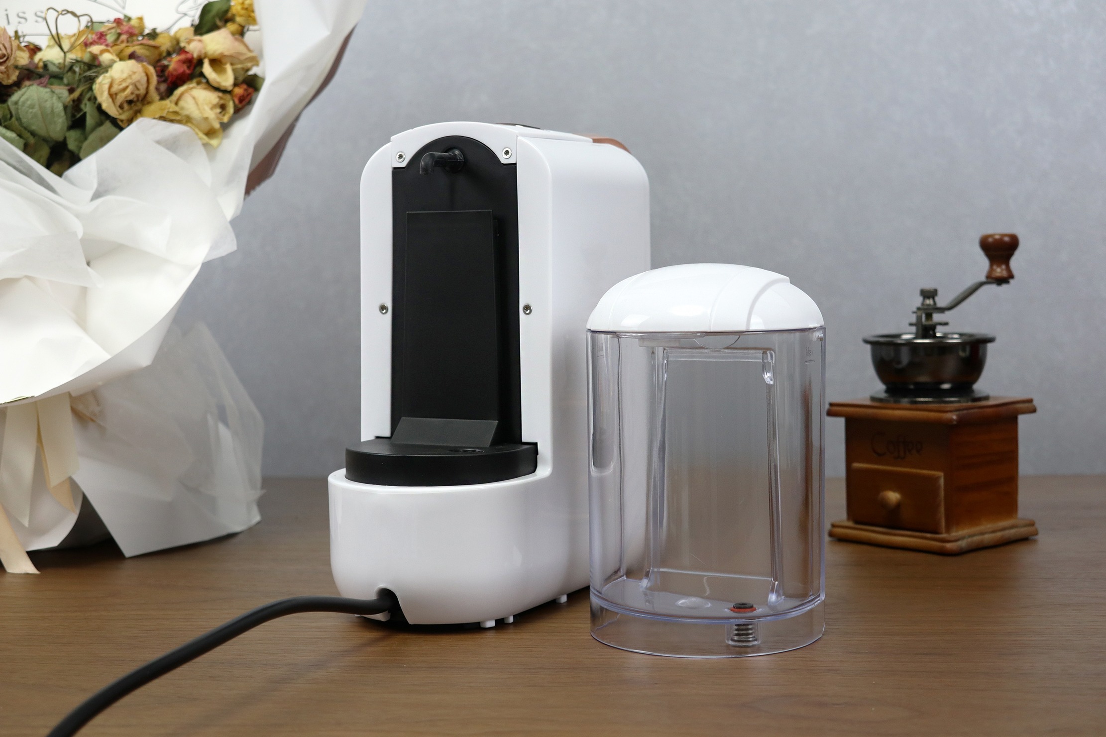 nespresso和艾尔菲德哪个好,心想和nespresso胶囊咖啡机测评