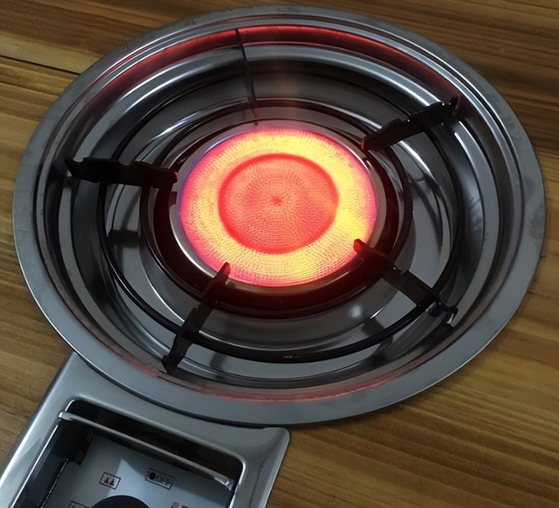 第一次搬新家燃气灶怎么使用,搬新家煤气灶要换吗