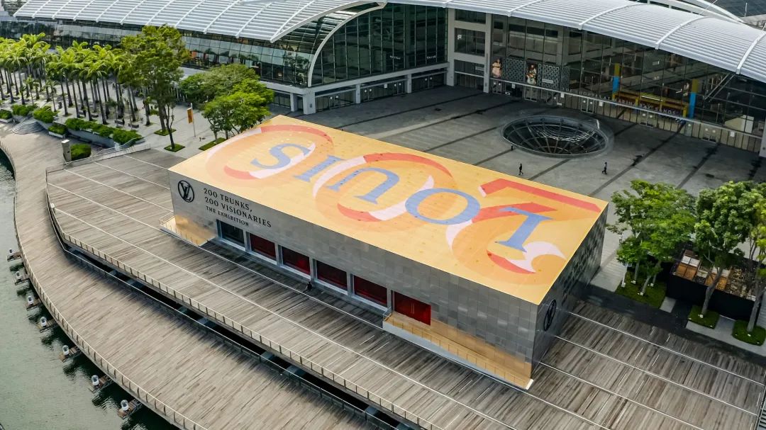 巴黎世家联名lv,lv巴黎世家大秀