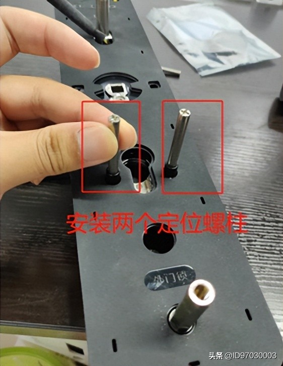 华为智选指纹锁怎么换电池,华为智选指纹锁