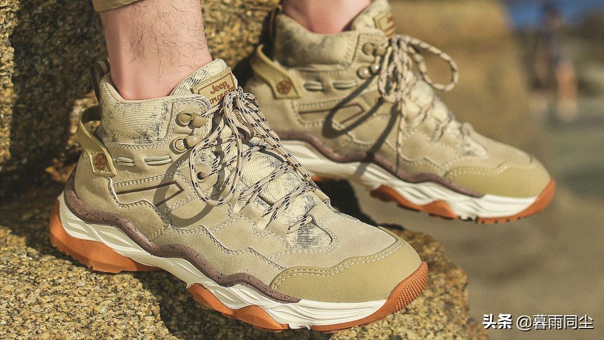 冬季穿什么样的徒步登山鞋,徒步登山哪种鞋适合