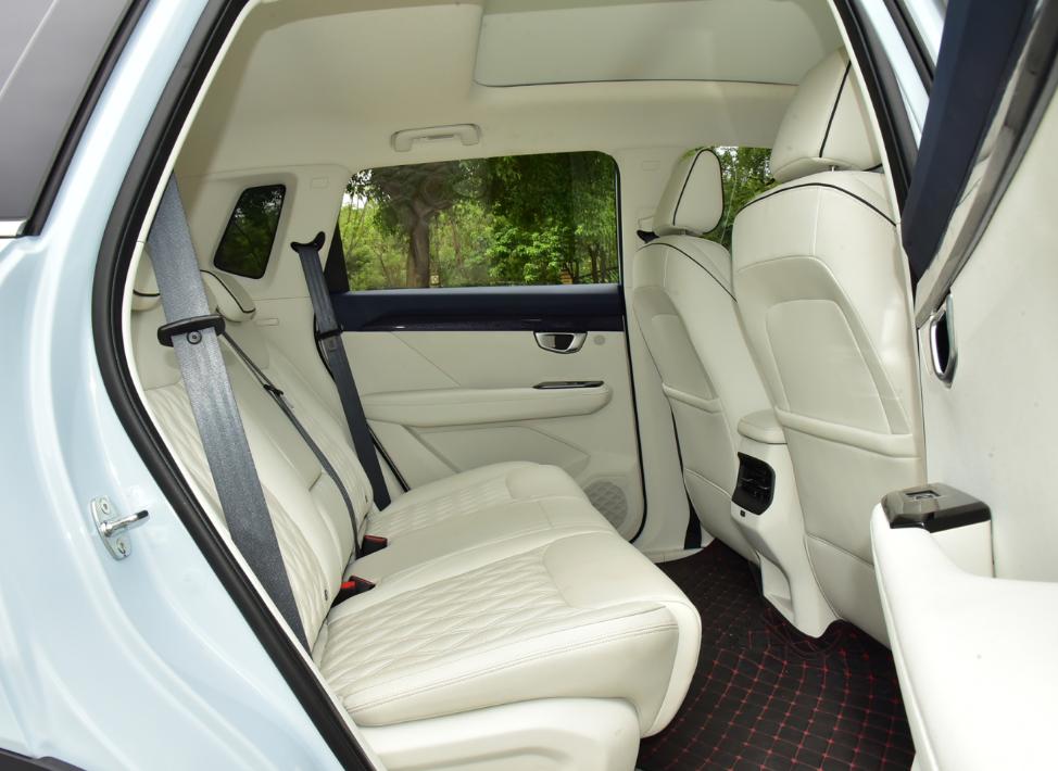 五菱星辰哪款车最实用最好,五菱星辰有必要买顶配吗