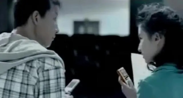 易建联生了几个孩子,易建联和荆灵近照