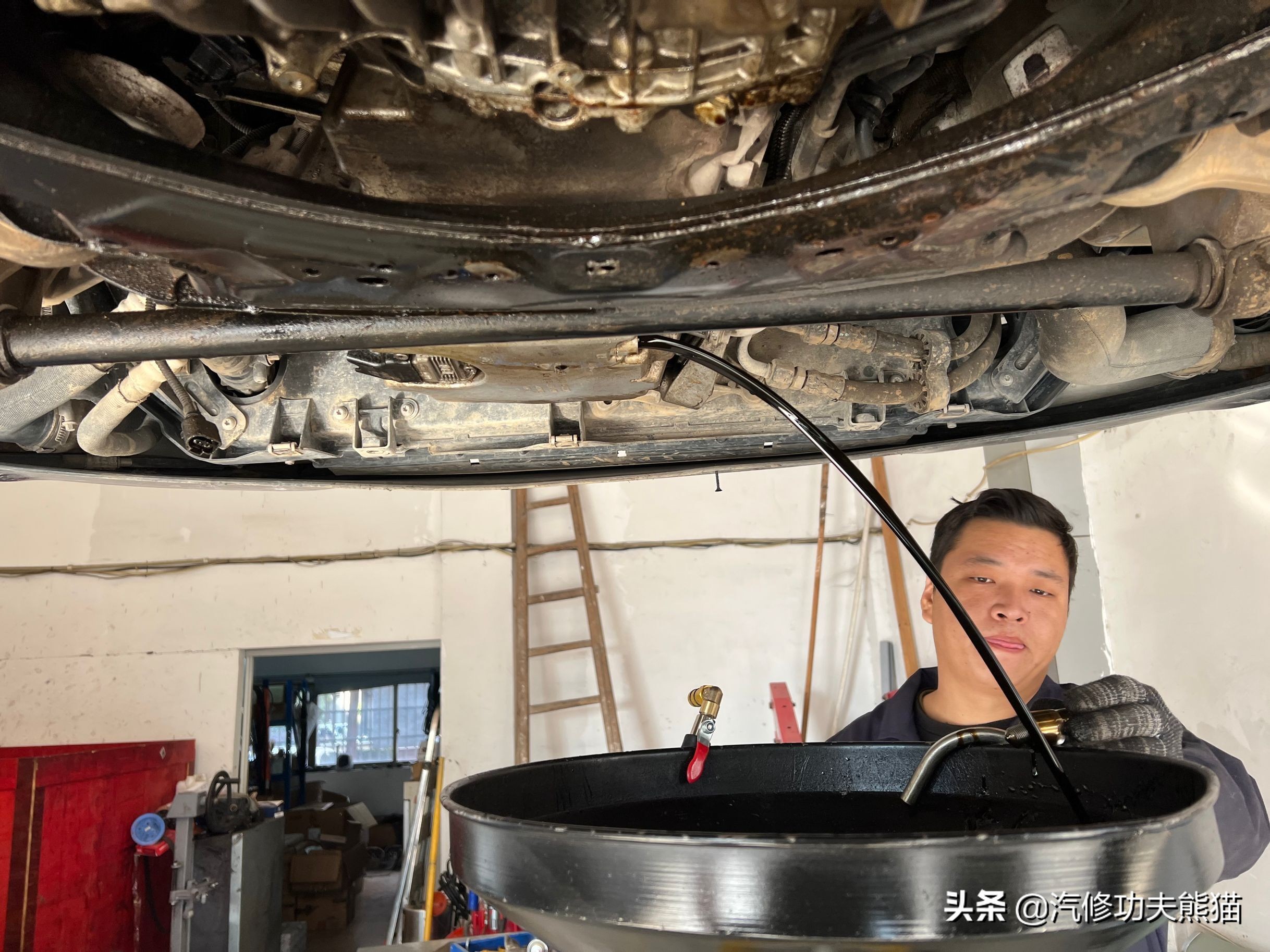 奥迪大众保时捷烧机油专修,2.0t奥迪a6烧机油吗