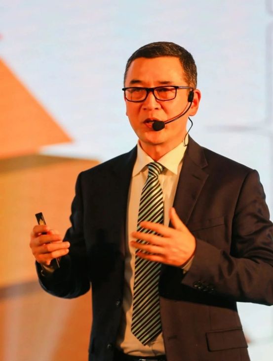 成酒携邛崃产区出圈；梦之蓝“世界杯”温情上线｜知酒联播