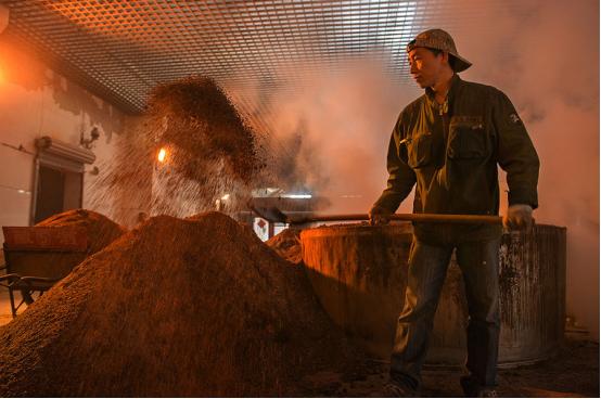 农村自酿散酒怎么处理,农村自酿散酒真的是纯粮食酒吗