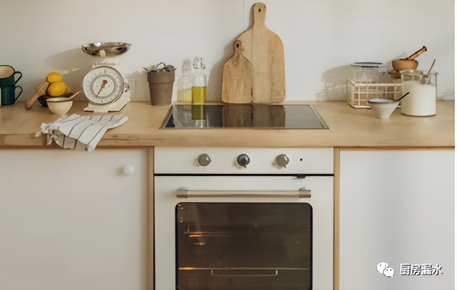 钢结构水槽漏水用什么胶补漏,水槽边漏水补漏神器