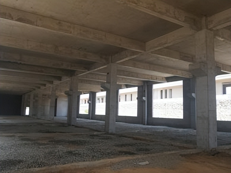 比学赶超跑出项目建设加速度,比学赶超争先创优与重点项目建设