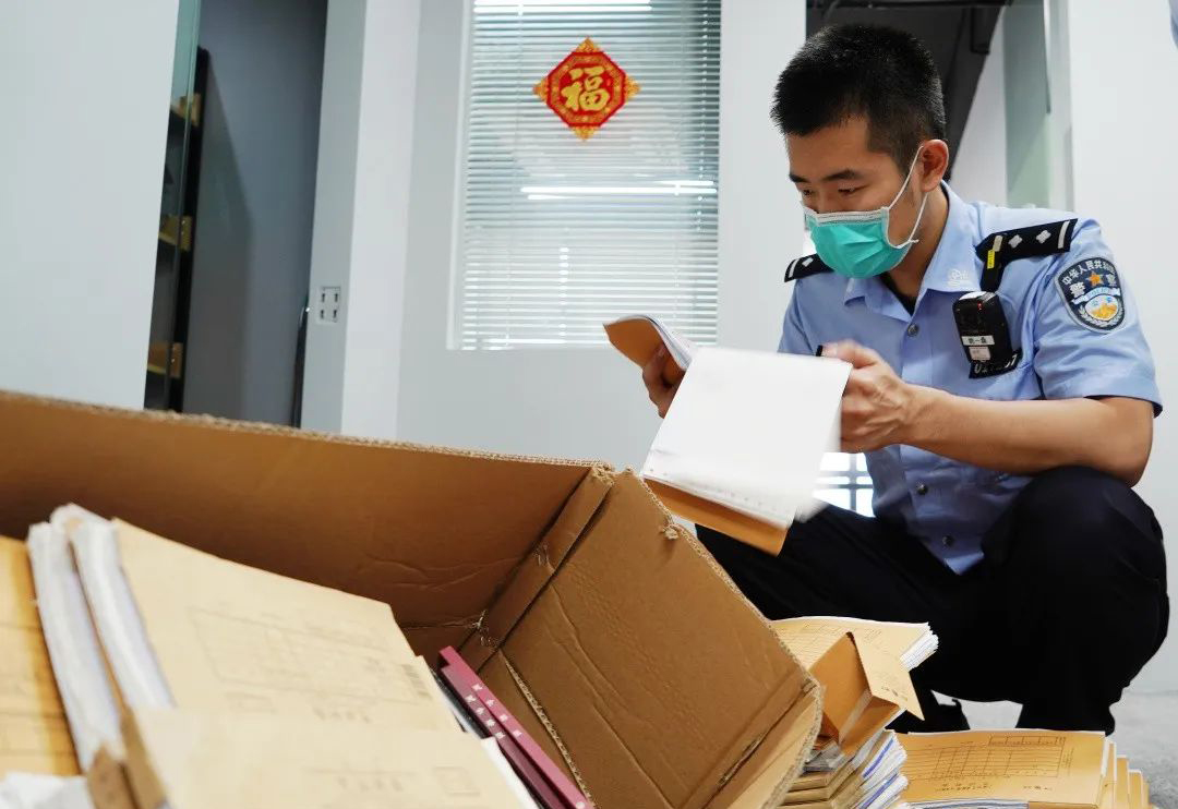 上海虚开发票案最新案例,涉案60亿的特大虚开发票案告破