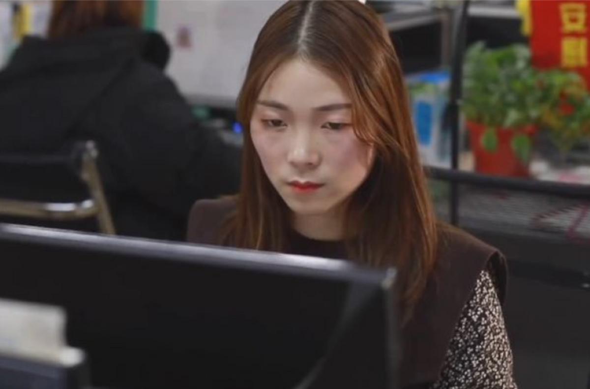 95后寿衣模特淘宝店叫什么名字,95后淘宝寿衣女模特