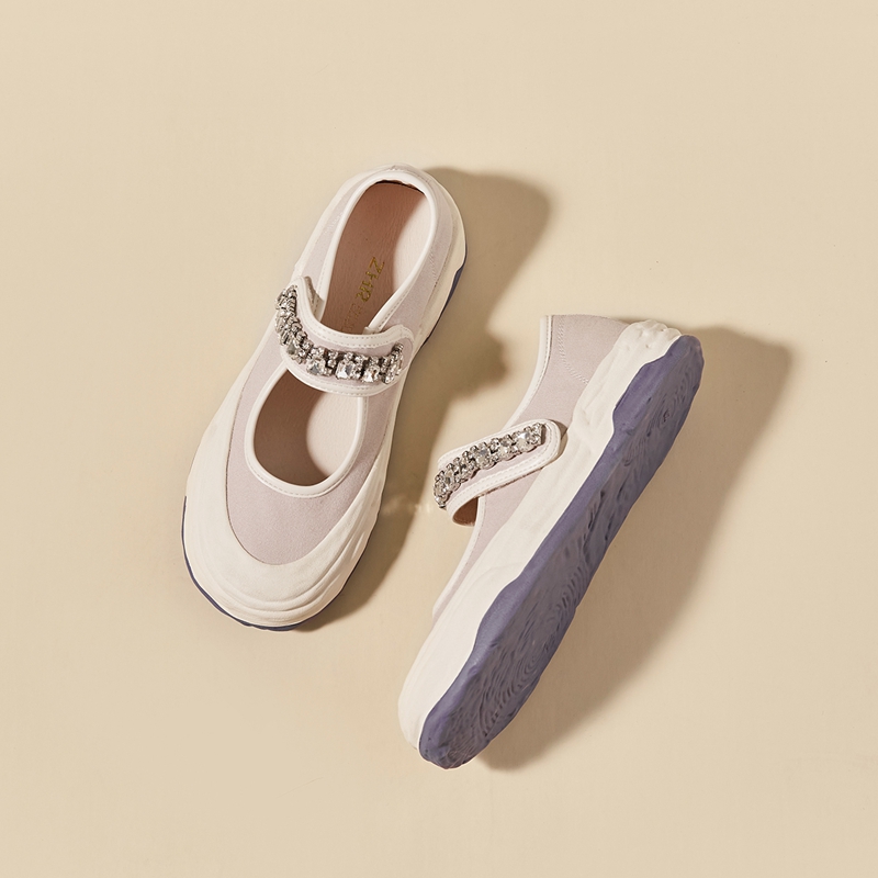 早秋想要穿出魅力和高颜值，水钻魔术贴玛丽珍一招拿下