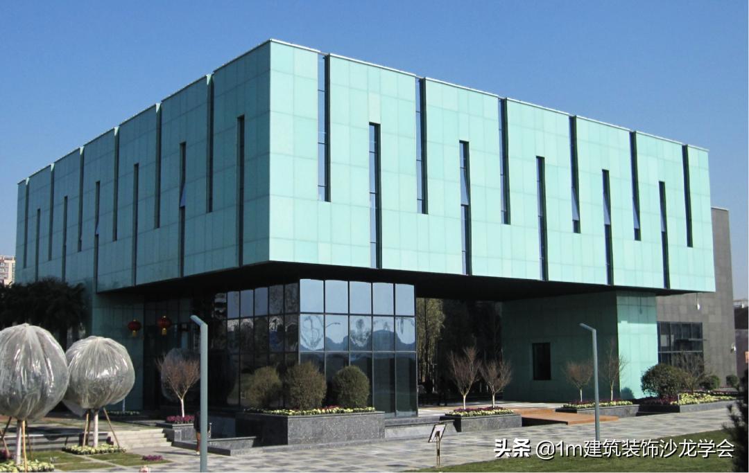 玻璃和玉石材质有什么区别,透光玉石玻璃是什么