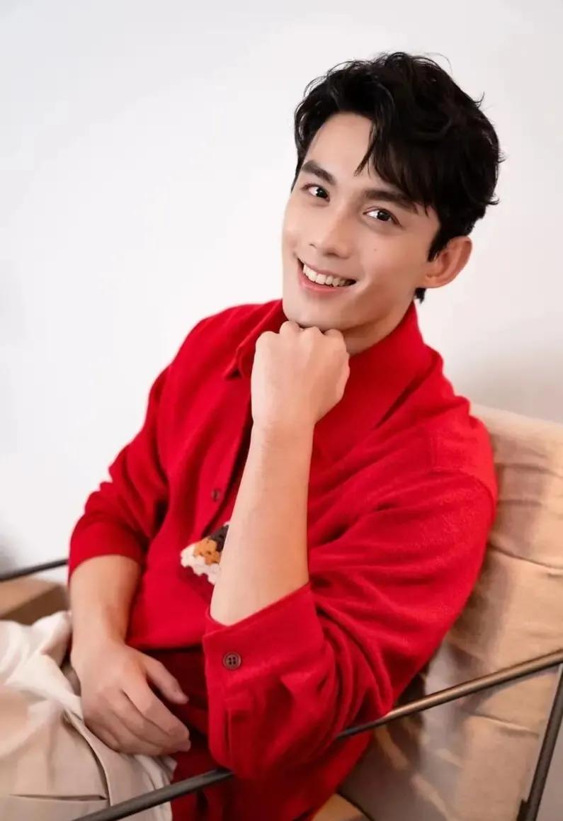 吴磊最近拍戏,吴磊上过热搜第一吗