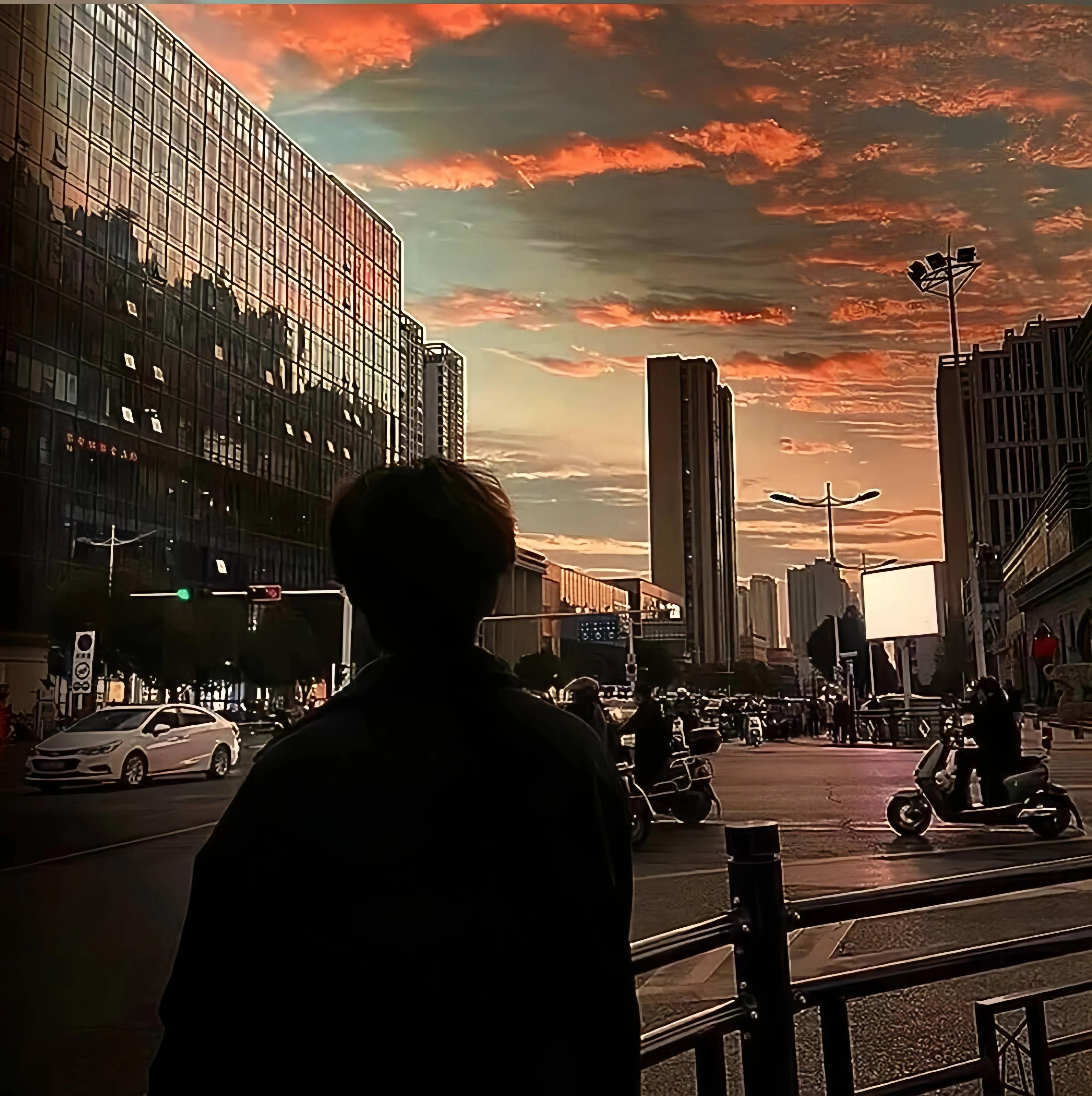 成熟稳重痞帅的男人头像,成熟痞帅男头像