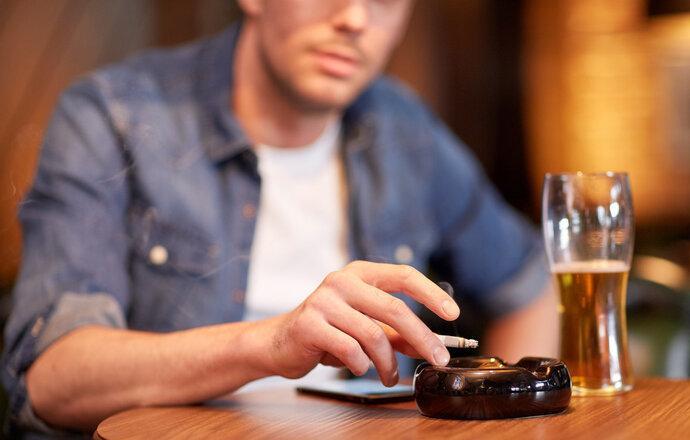 96岁老爷子讲述长寿秘诀,陈爷爷80大寿的视频