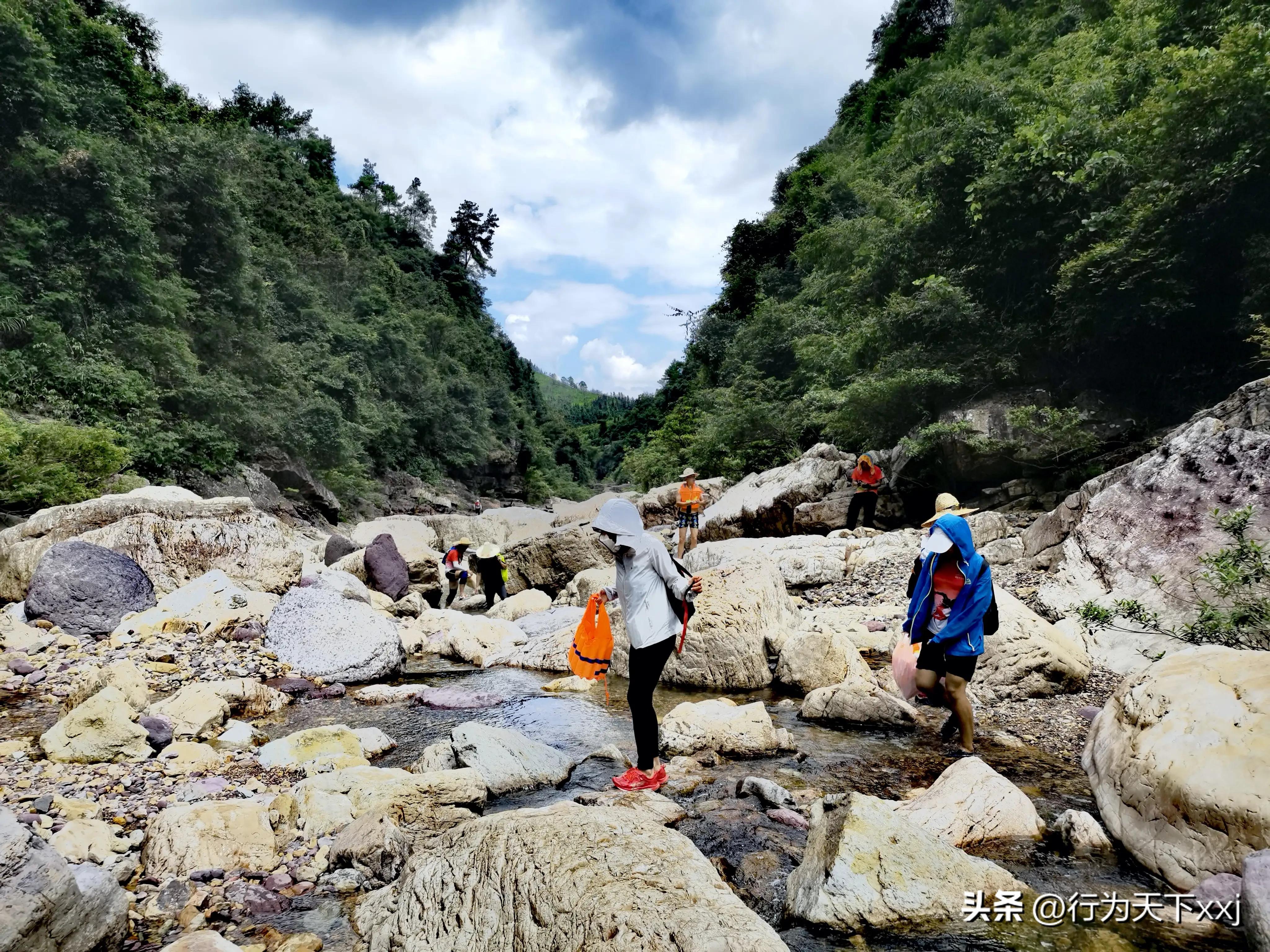 避暑天堂惹人醉完整版,避暑胜地康养天堂