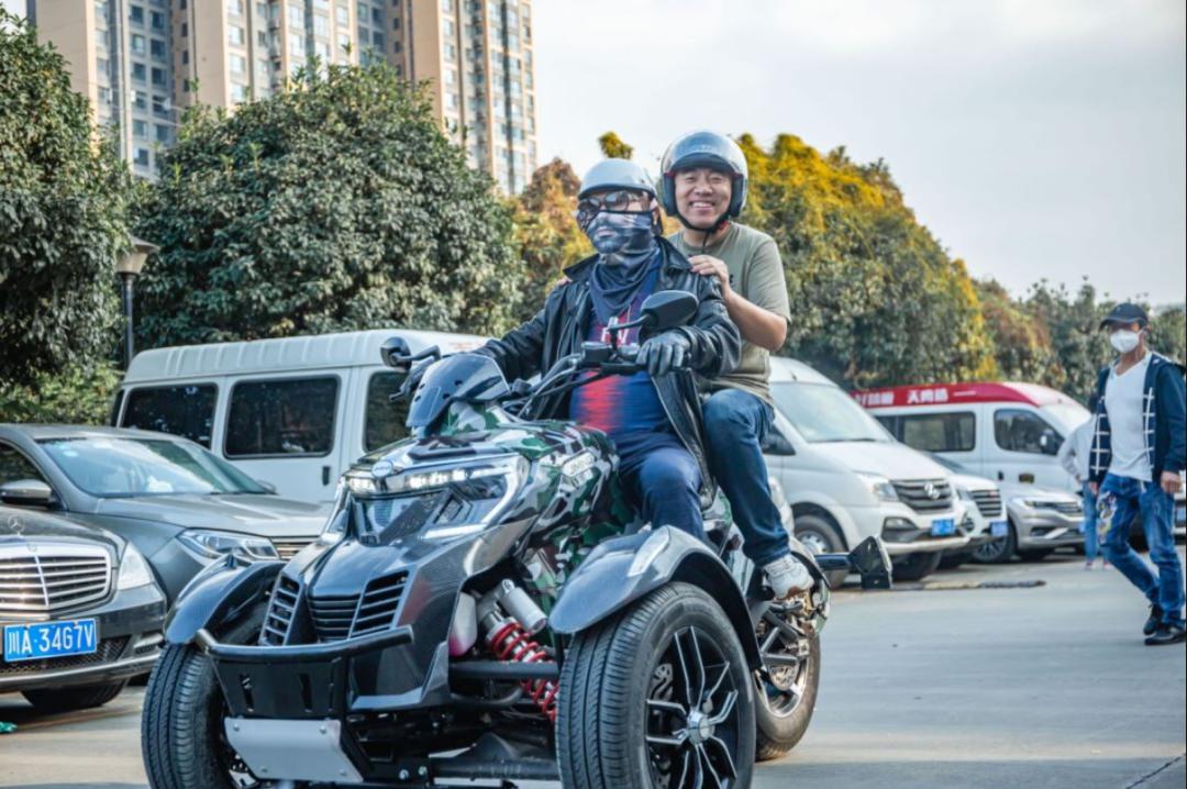 吉铭倒三轮摩托车175,吉铭推出坦途tt300小视频