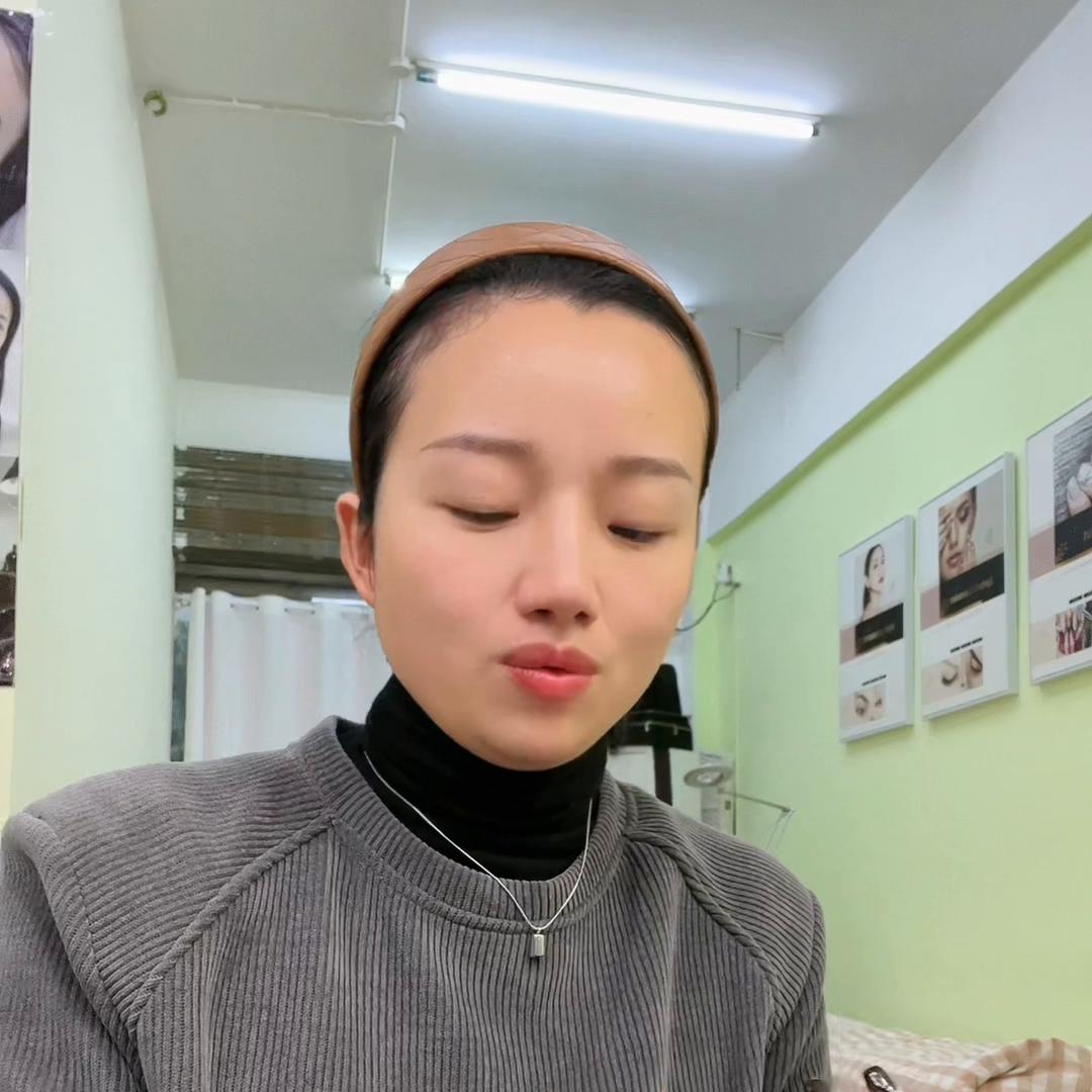 朋友要我开一个星期的课那种，收便宜点的学费，学完就走。...