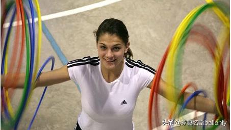 倾城之貌？旷世之才？盘点足球运动员千姿百态的女儿们（二）