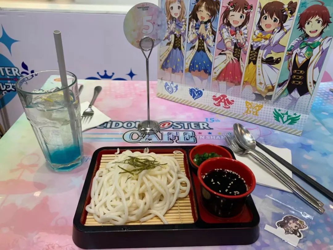 买二次元周边在哪个平台,买二次元周边的是什么心理