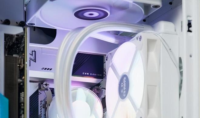 tower200机箱分体式水冷,ttthetower500机箱评测