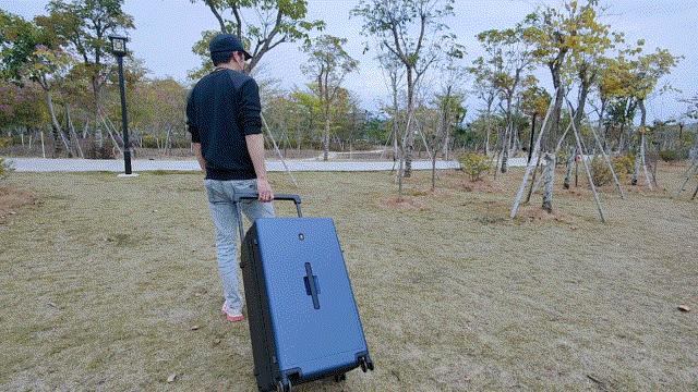 巨能装，地平线8号大旅行家拉杆箱体验分享，包容乃大