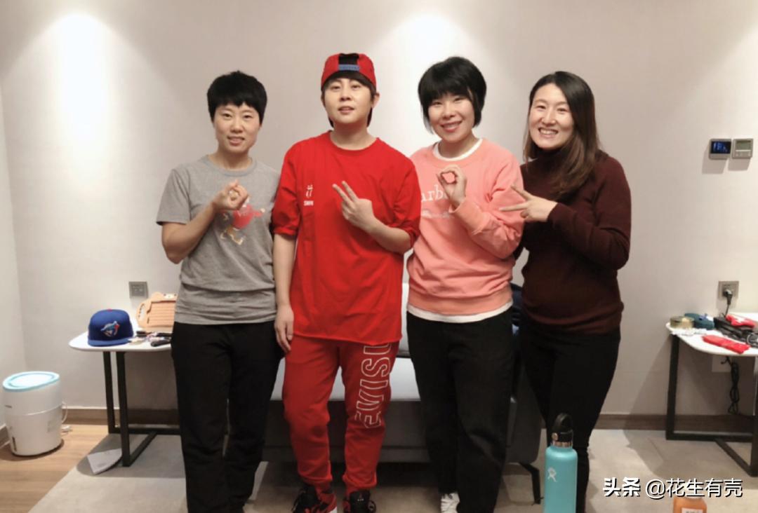 王濛周洋夺冠的高光时刻,王濛周洋冻手冻脚变年轻