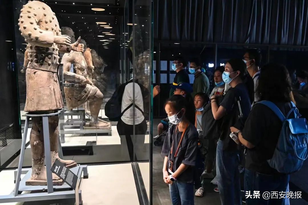 秦始皇帝陵博物院开放时间,秦始皇帝陵博物院什么时候开放