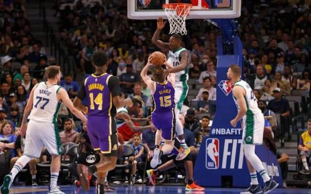 威少被交易到湖人后的心情,现在威少跟湖人交易了吗