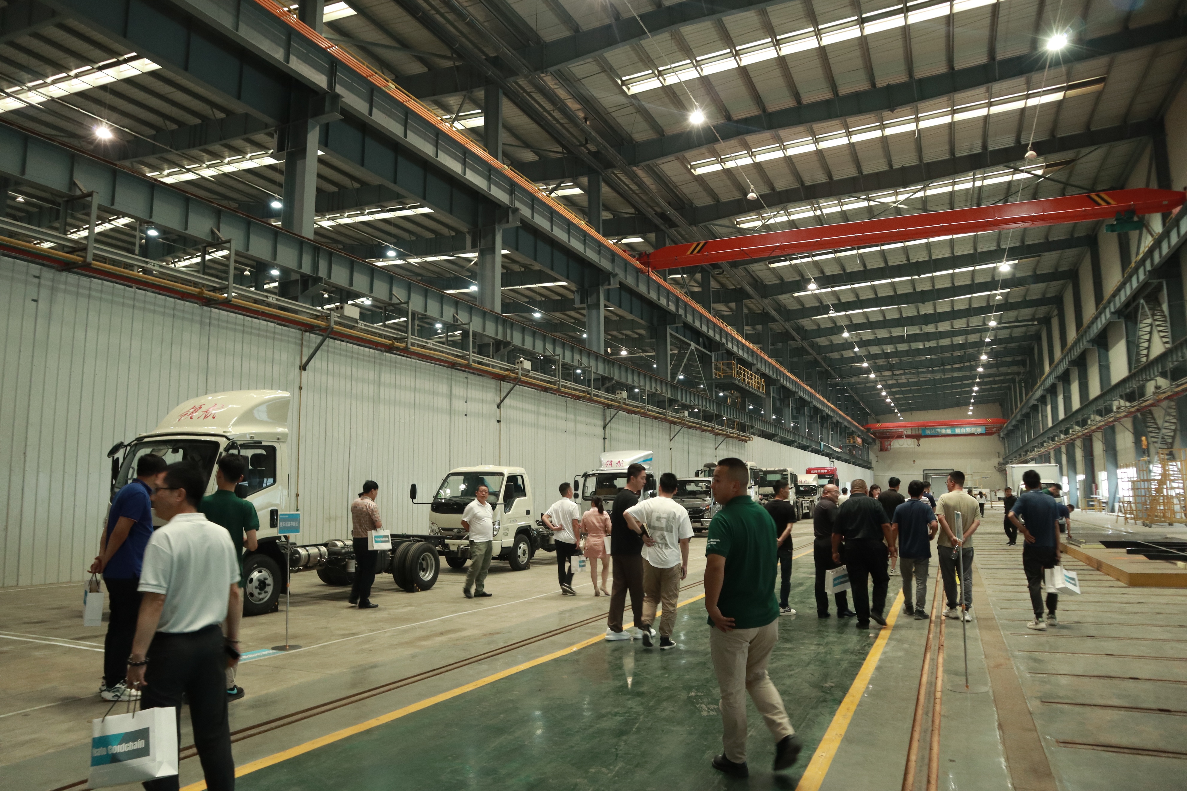 “我的冷厢无畏路长”亿拓科驰冷藏车首车下线仪式