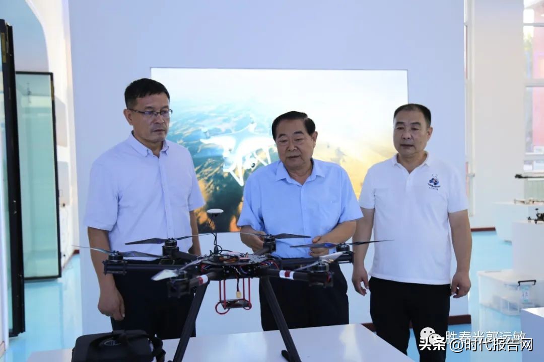 立志成才强国有我三年级演讲,立志成才强国有我软笔书法