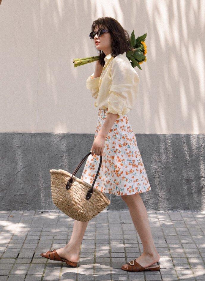 不会打扮的女人穿什么好看,知性大方的女性怎么穿