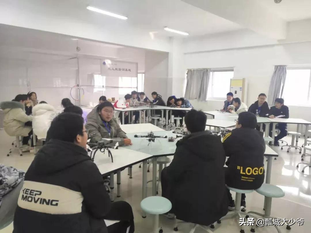 学校社团活动风采展,学校丰富多彩的社团活动美篇