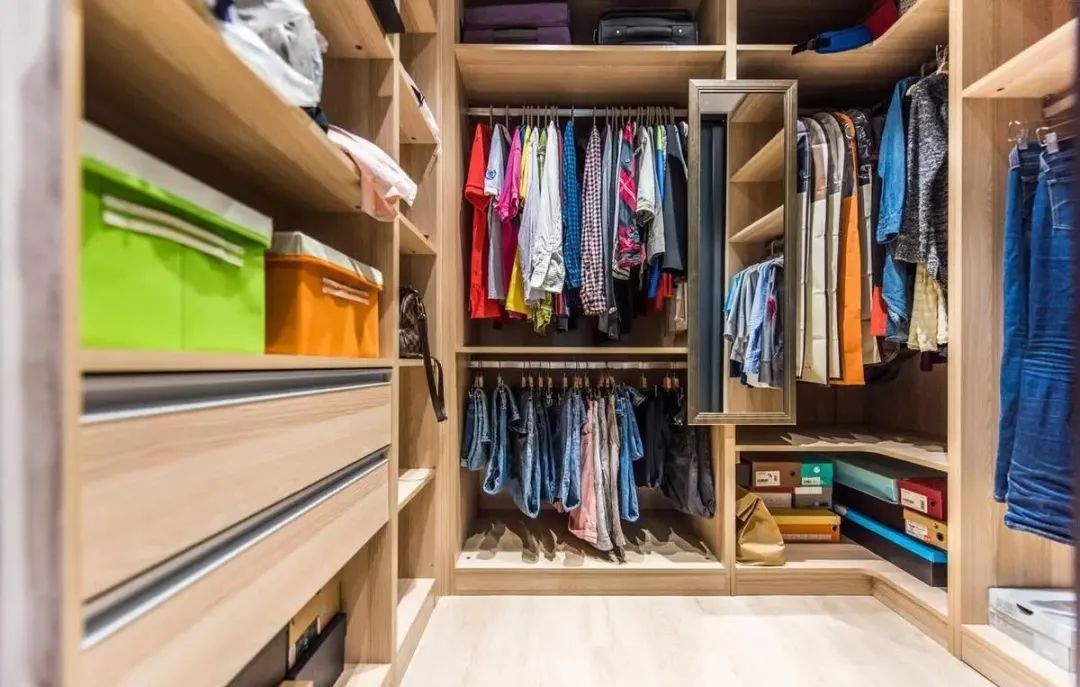 不穿的旧衣服怎样处理对身体好,不穿的旧衣怎么处理不浪费