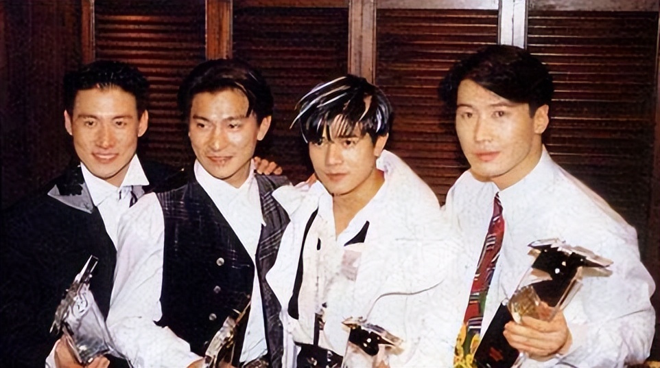 鎷虫墦閲戣鑴氳俯閾惰瑙嗛,濮滄稕鏋椾繆鏉板垬寰峰崕