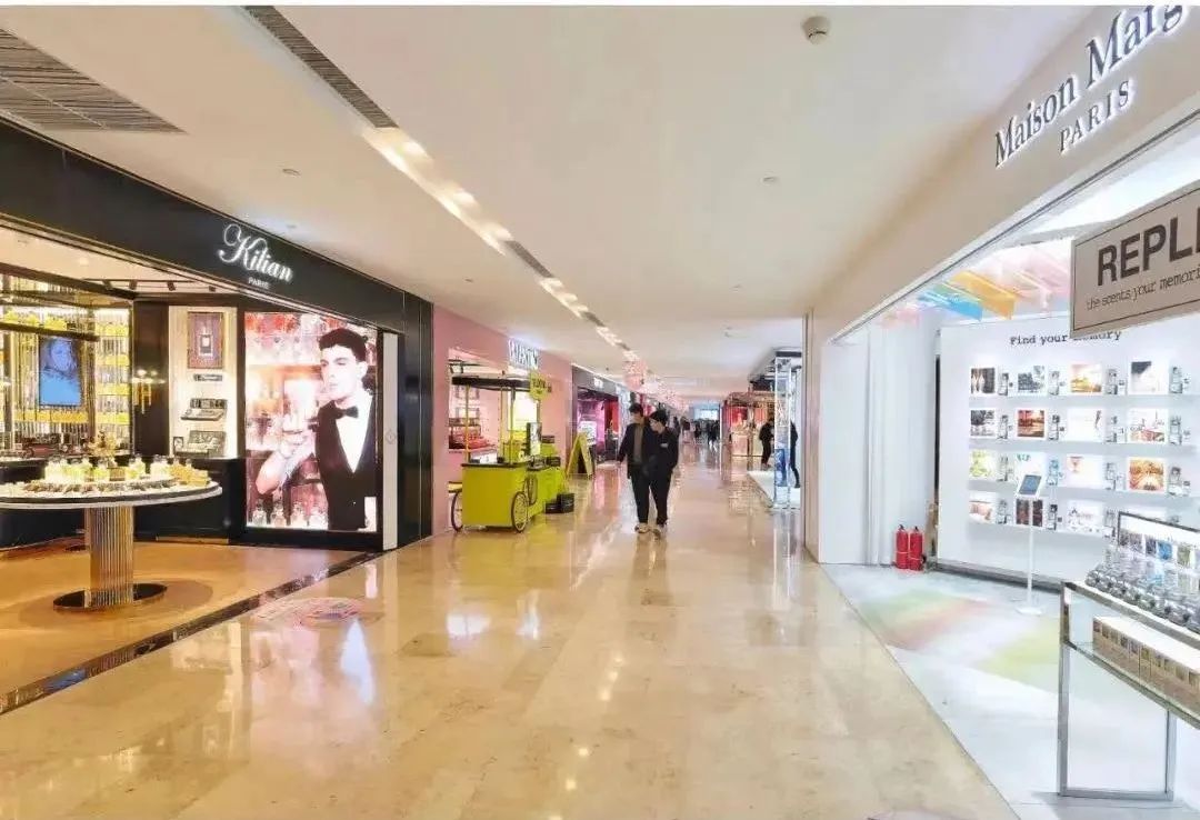 来自行业的声音和思考：高端进口化妆品的线下渠道发展何去何从？