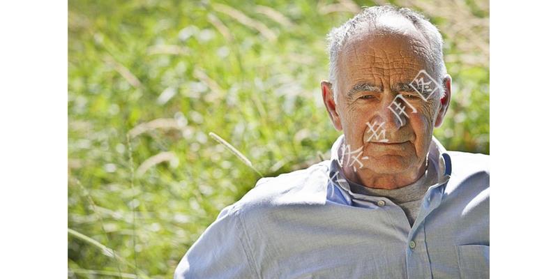 不给我弟买房,不给我弟弟买房子就离婚