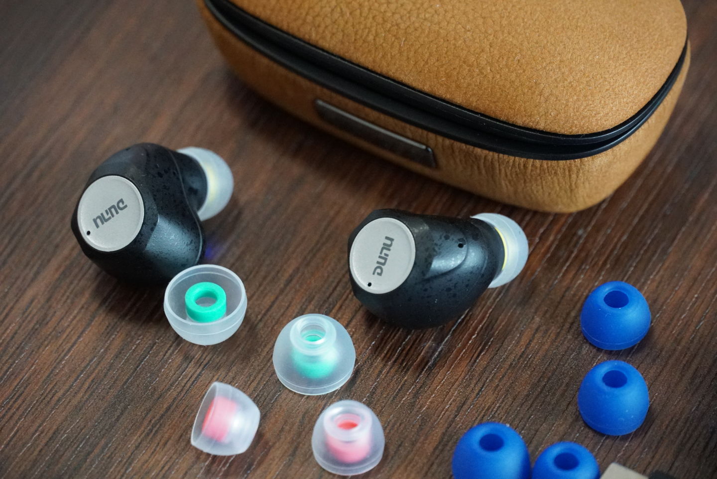 想起哪个就写哪个：2022上半年，中国市场高音质耳机观察与图鉴