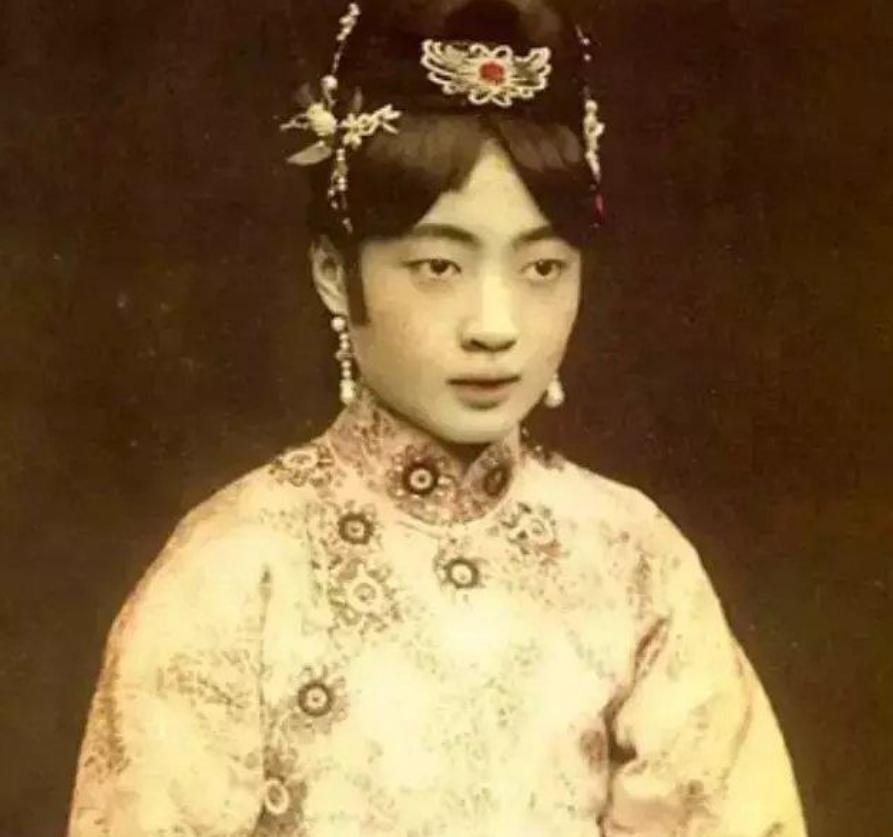 吉林市一女孩发现尸体,吉林警方寻去世19年女尸家属