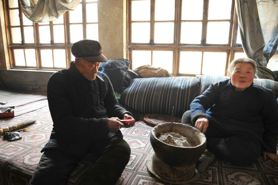 鐧戒簯瀹濊棌灏忚,灏忚鐧戒簯瀹濊棌