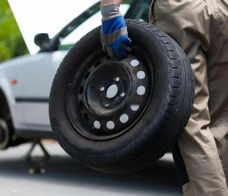 汽车不开最好不要停放多久,汽车一般可以放多久不开没事